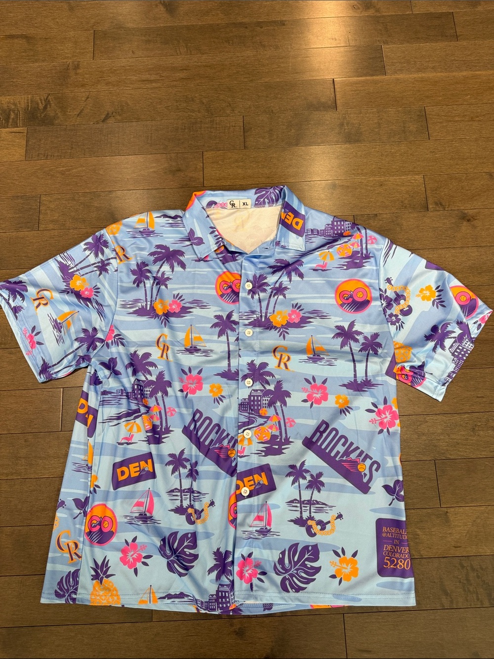 MLB Colorado Rockies Blue Tropical Button-Up